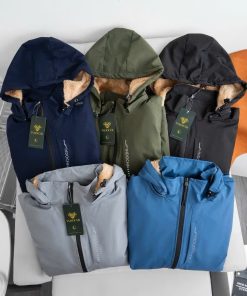 Áo khoác Gió Nam Nữ Lót Lông In Ngực  Có Nón Trùm Và Dây Kéo Tiện Lợi