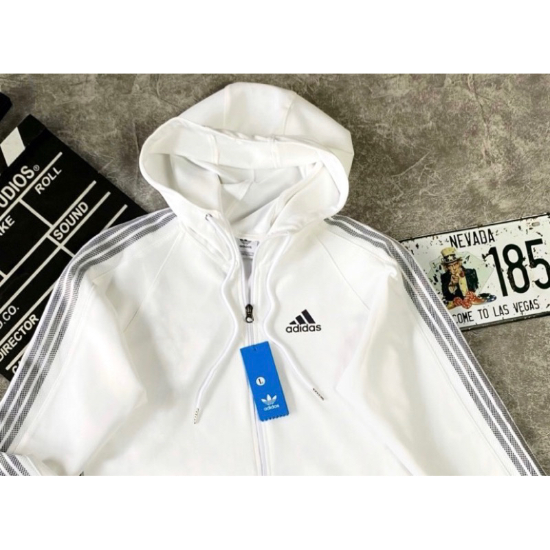 Mềm Mịn Không Nhăn Có Mũ Chống Nắng Màu Trắng Khoá Kéo 3 Sọc Áo Khoác Thu Đông-thoitrangcenter