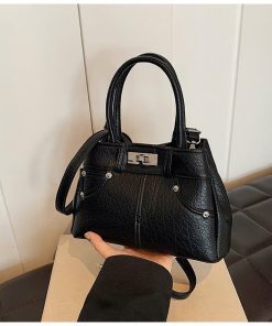 túi đeo chéo phối khuy bấm kiểu dáng thời trang (Kèm ảnh thật) - Hazel Bag VC11-thoitrangcenter