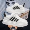 Giày Nam Sneaker Phong Cách Thể Thao Trẻ Trung Nổi Bật