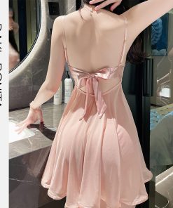 Bộ đồ váy ngủ nữ 2 dây sexy DK18 vải xuyên thấu hở lưng cột nơ kèm quần lót lọt khe gợi cảm-thoitrangcenter